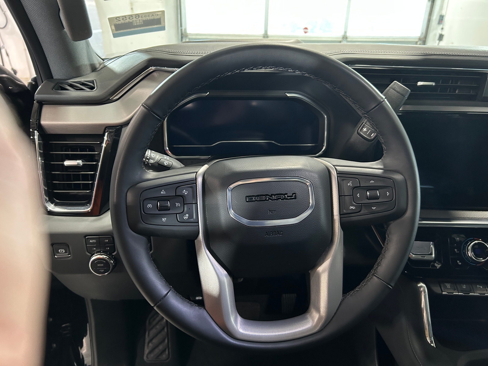 Thumbnail: 2025 GMC Sierra 3500 - 4