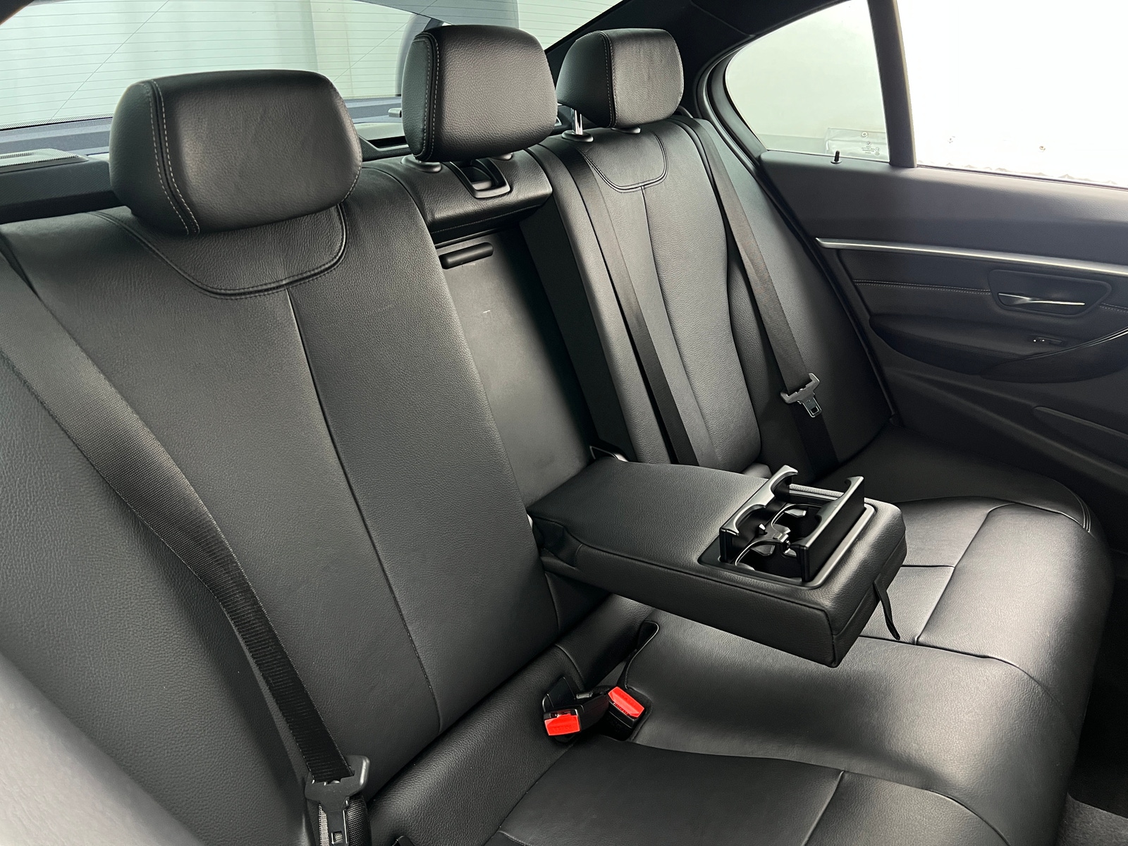 Thumbnail: 2018 BMW 3 Series - 5