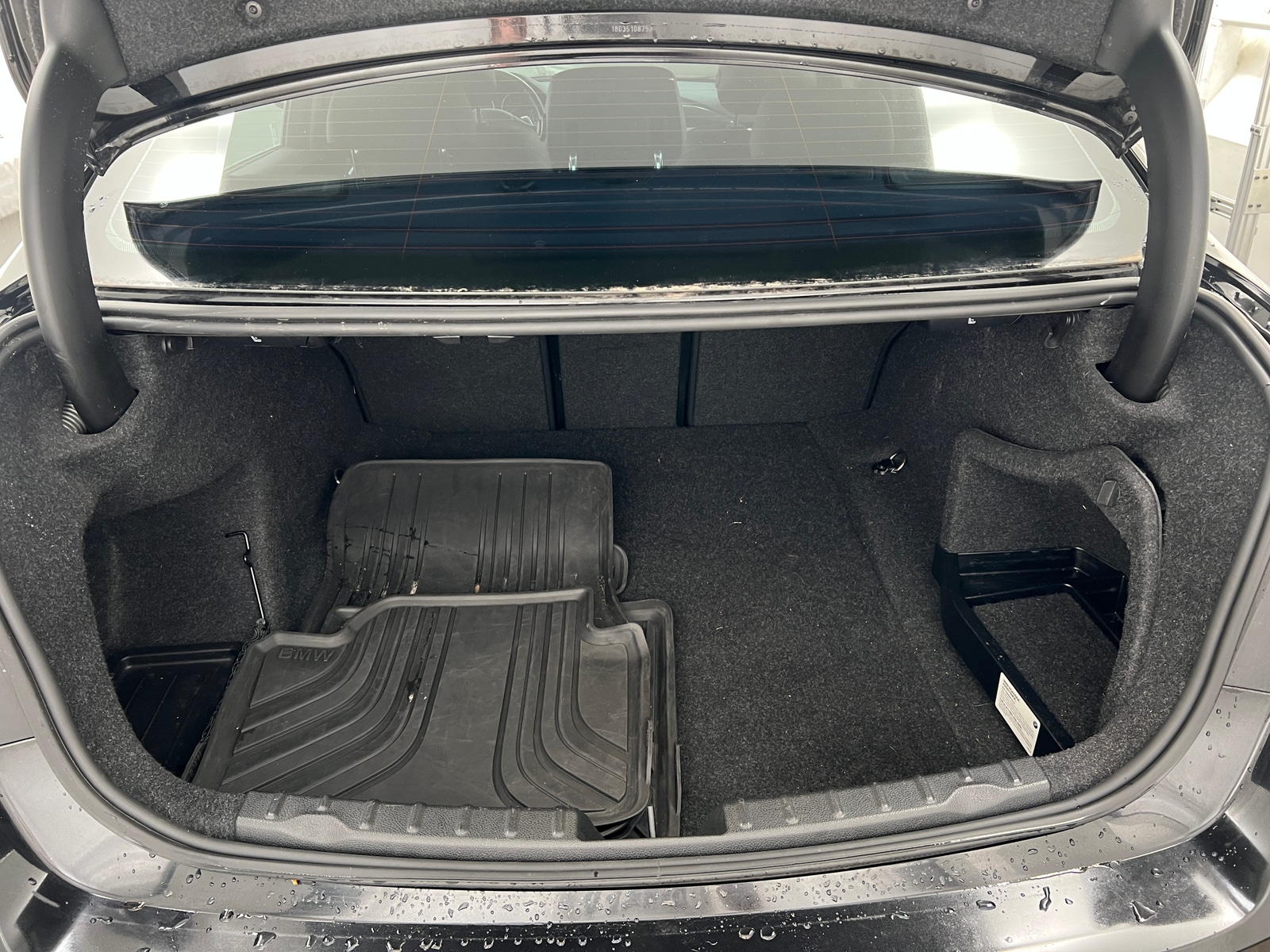 Thumbnail: 2018 BMW 3 Series - 6