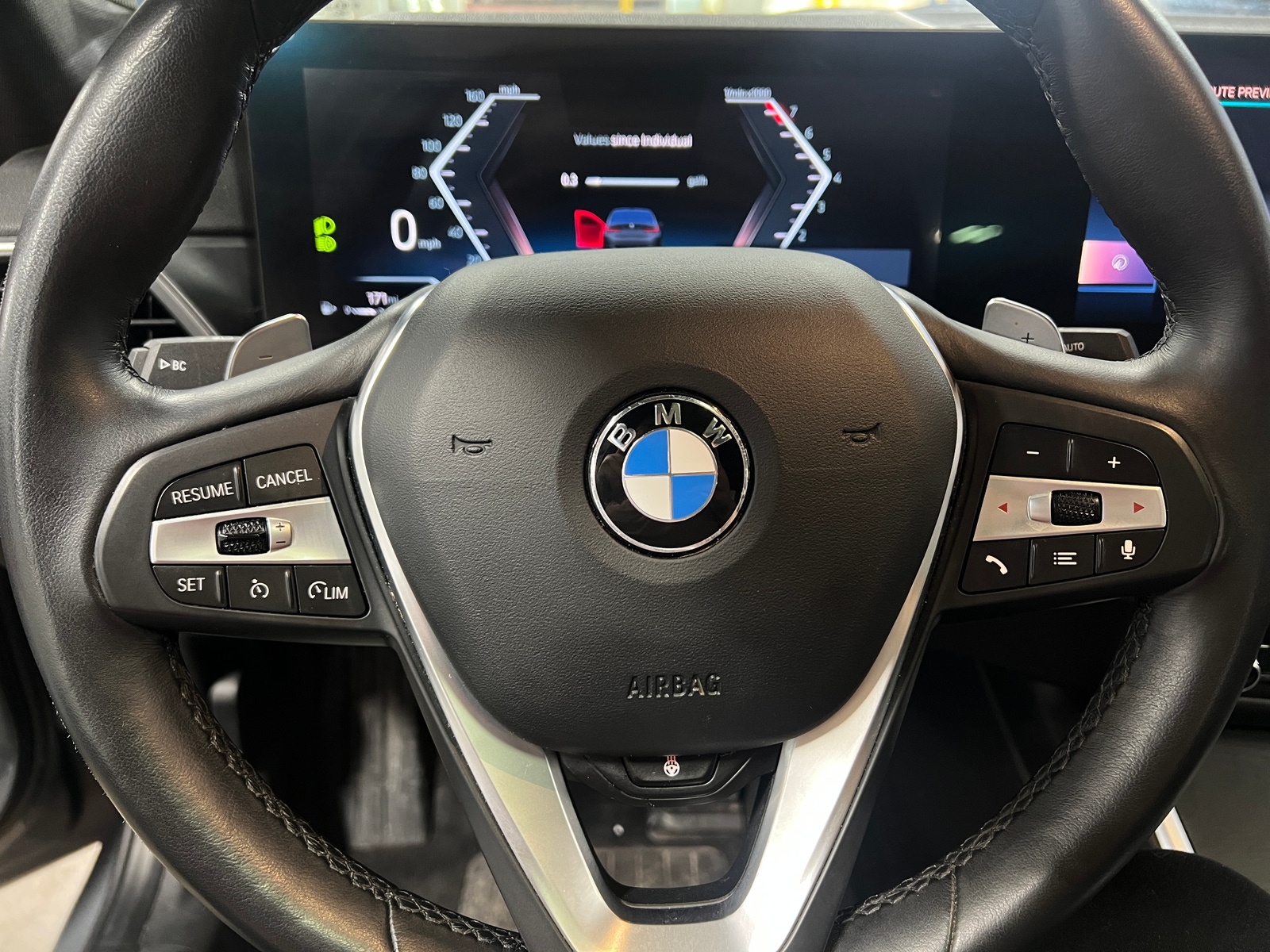 Thumbnail: 2024 BMW 3 Series - 4