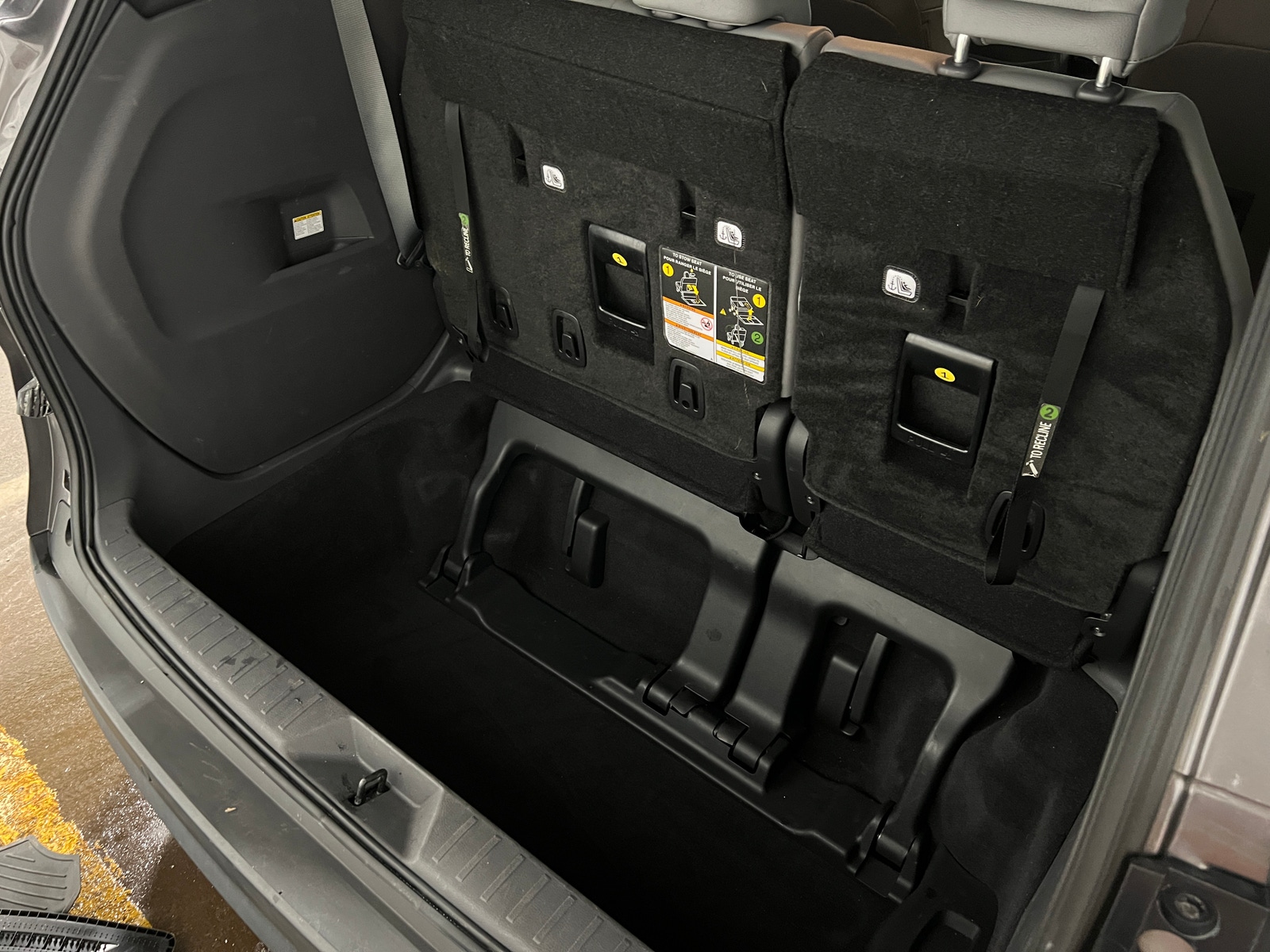 Thumbnail: 2023 Toyota Sienna - 6