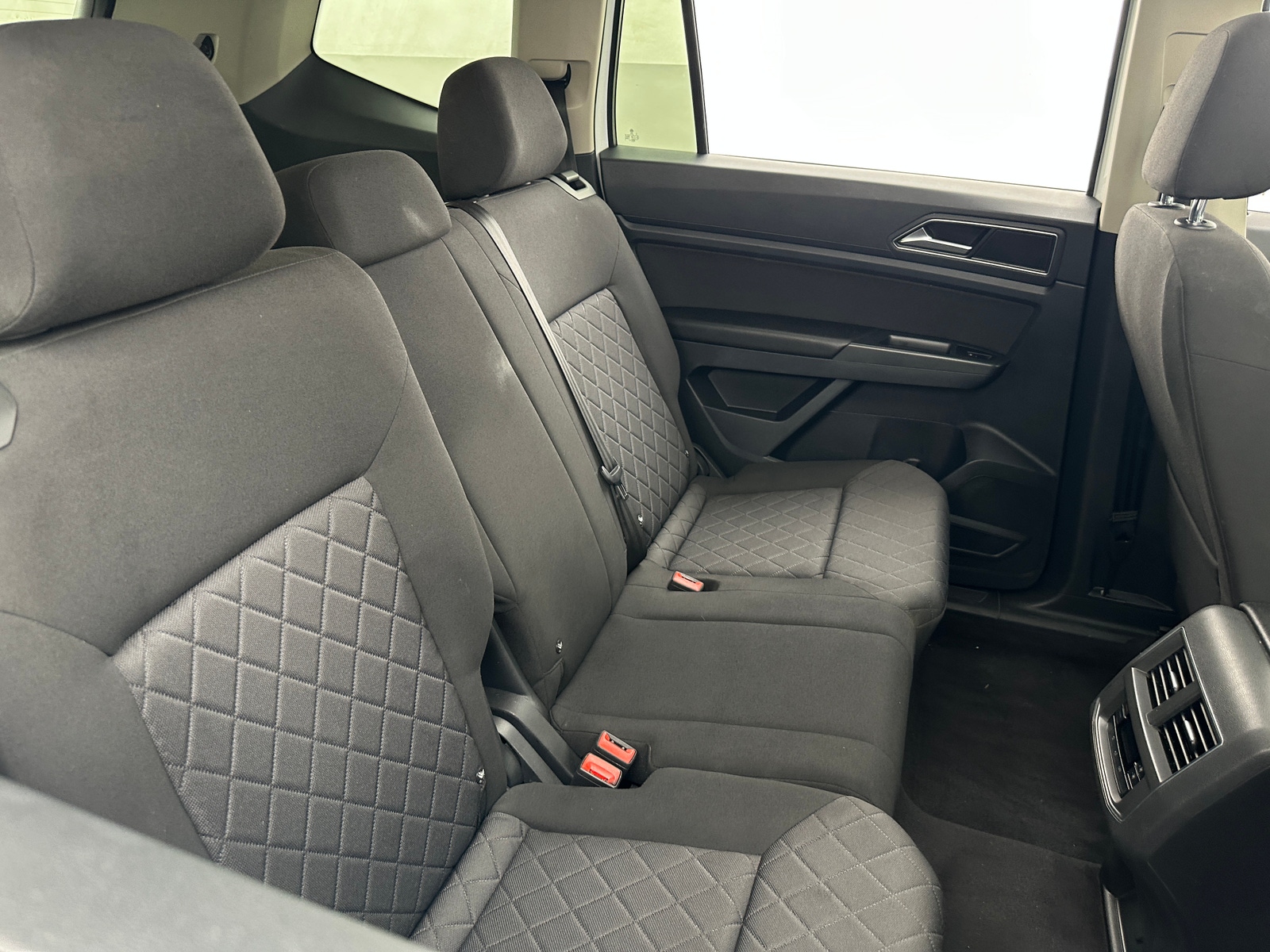 Thumbnail: 2018 Volkswagen Atlas - 6