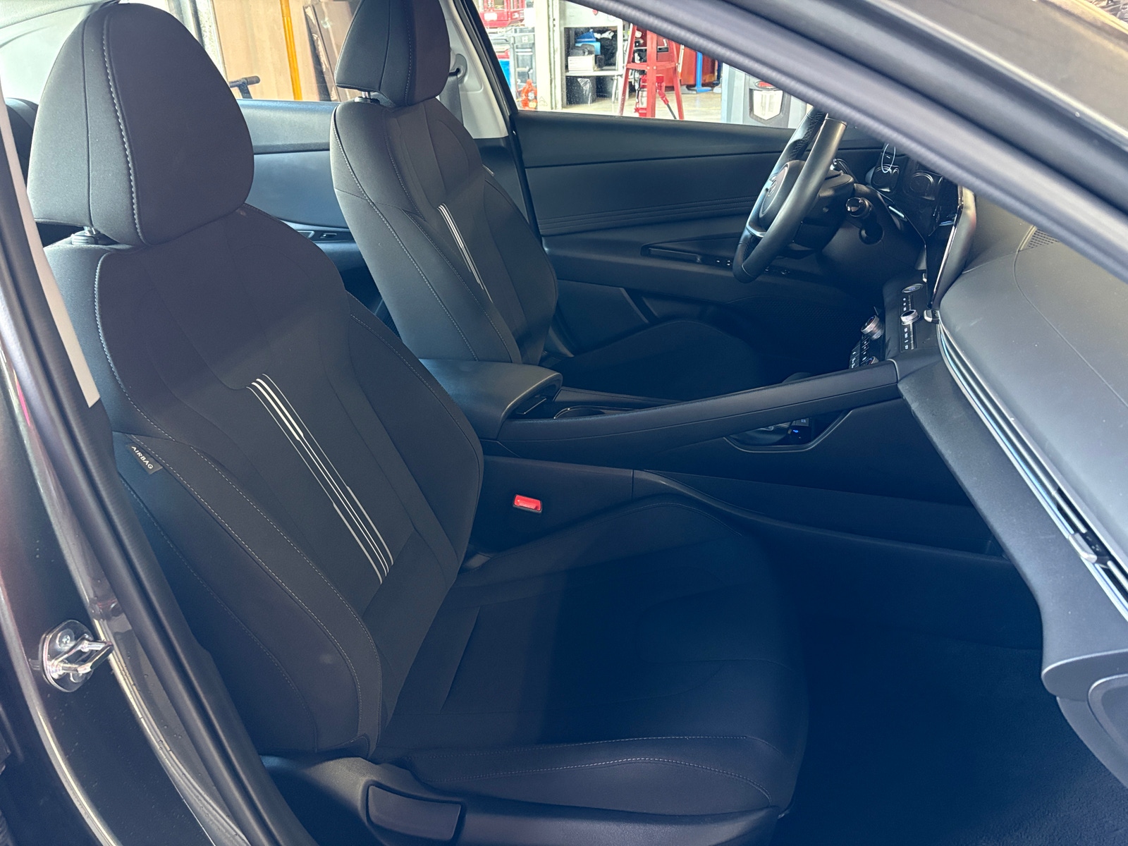 Thumbnail: 2025 Hyundai Elantra - 2