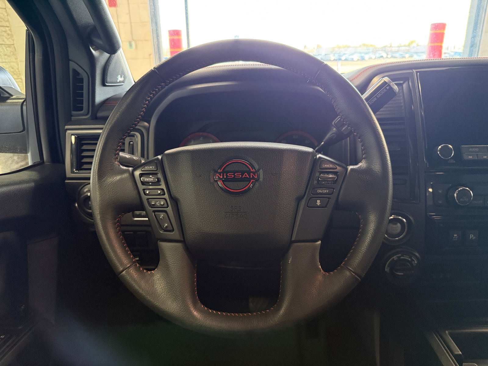 Thumbnail: 2023 Nissan Titan - 5