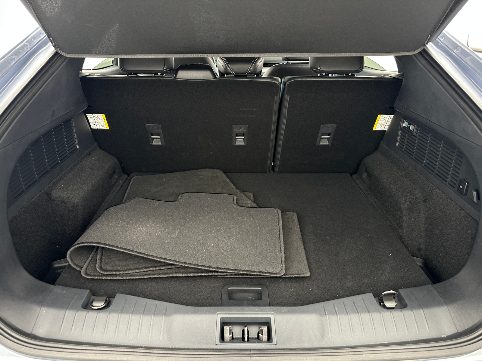 Thumbnail: 2022 Ford Mustang Mach-E - 6