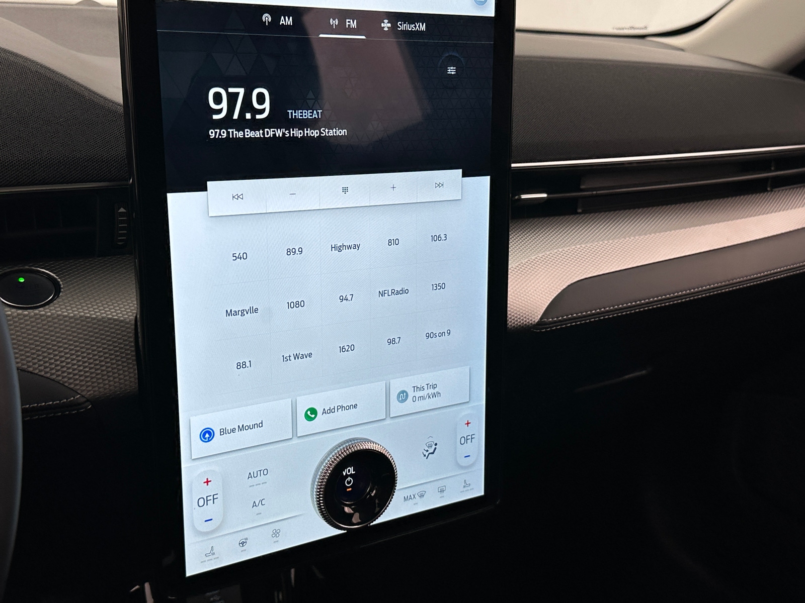 Thumbnail: 2022 Ford Mustang Mach-E - 3