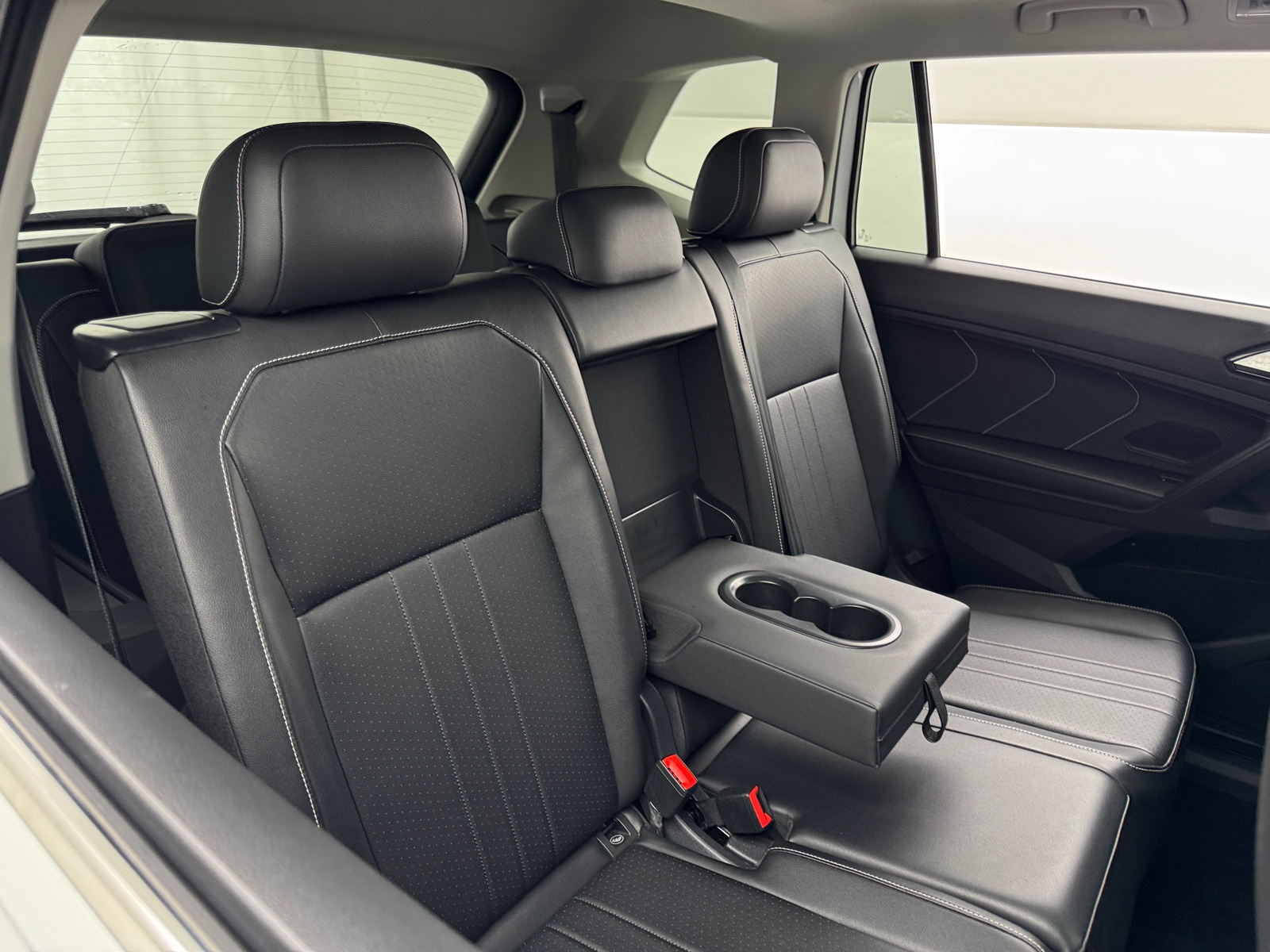 Thumbnail: 2024 Volkswagen Tiguan - 5