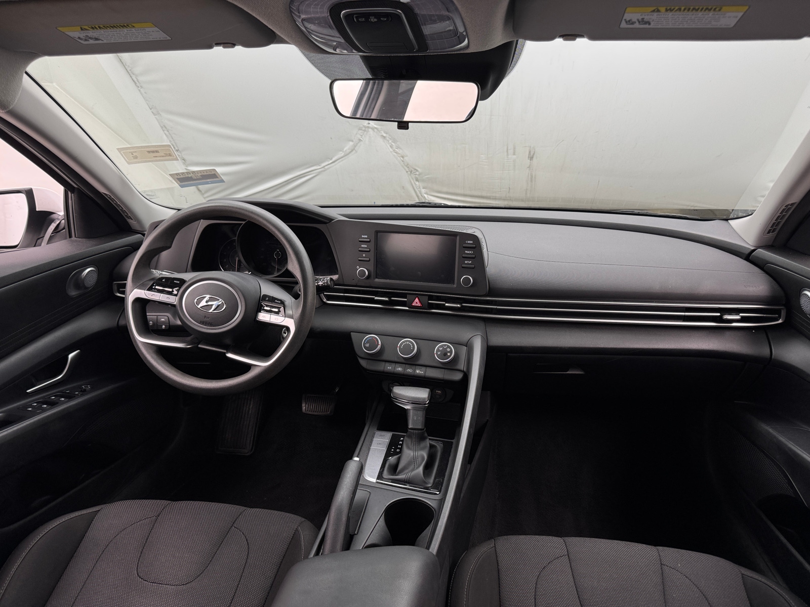 Thumbnail: 2023 Hyundai Elantra - 3