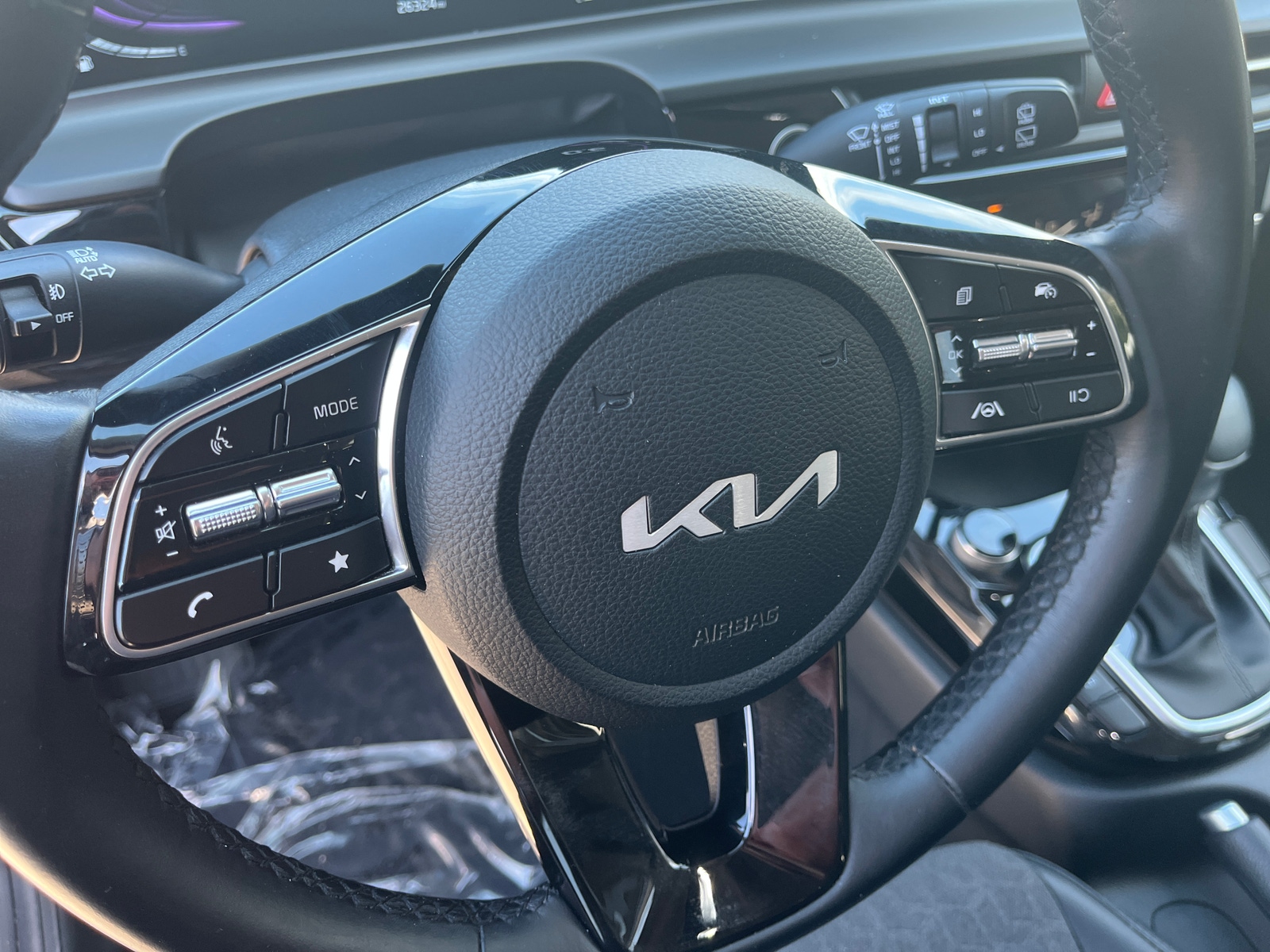 Thumbnail: 2025 Kia Seltos - 4