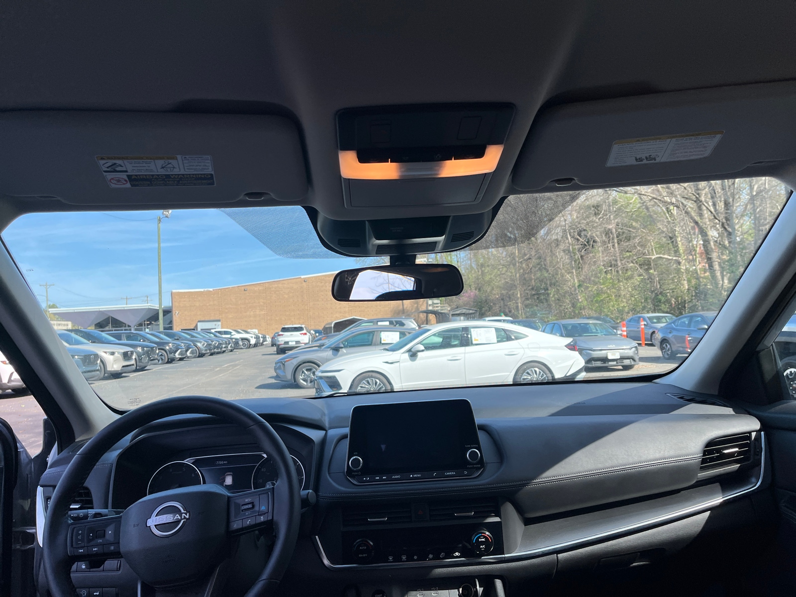 Thumbnail: 2025 Nissan Rogue - 3