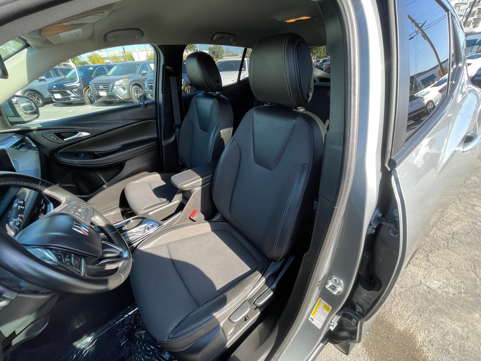 Thumbnail: 2025 Buick Encore GX - 2