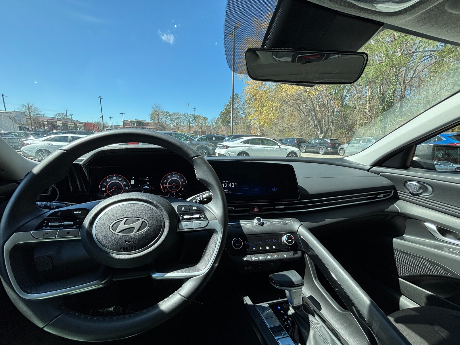 Thumbnail: 2025 Hyundai Elantra - 3