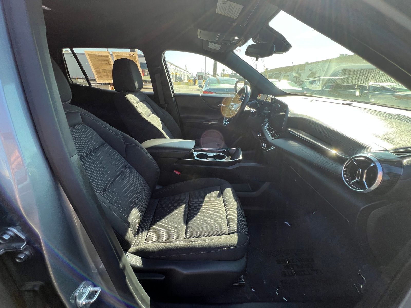 Thumbnail: 2025 Chevrolet Equinox - 2