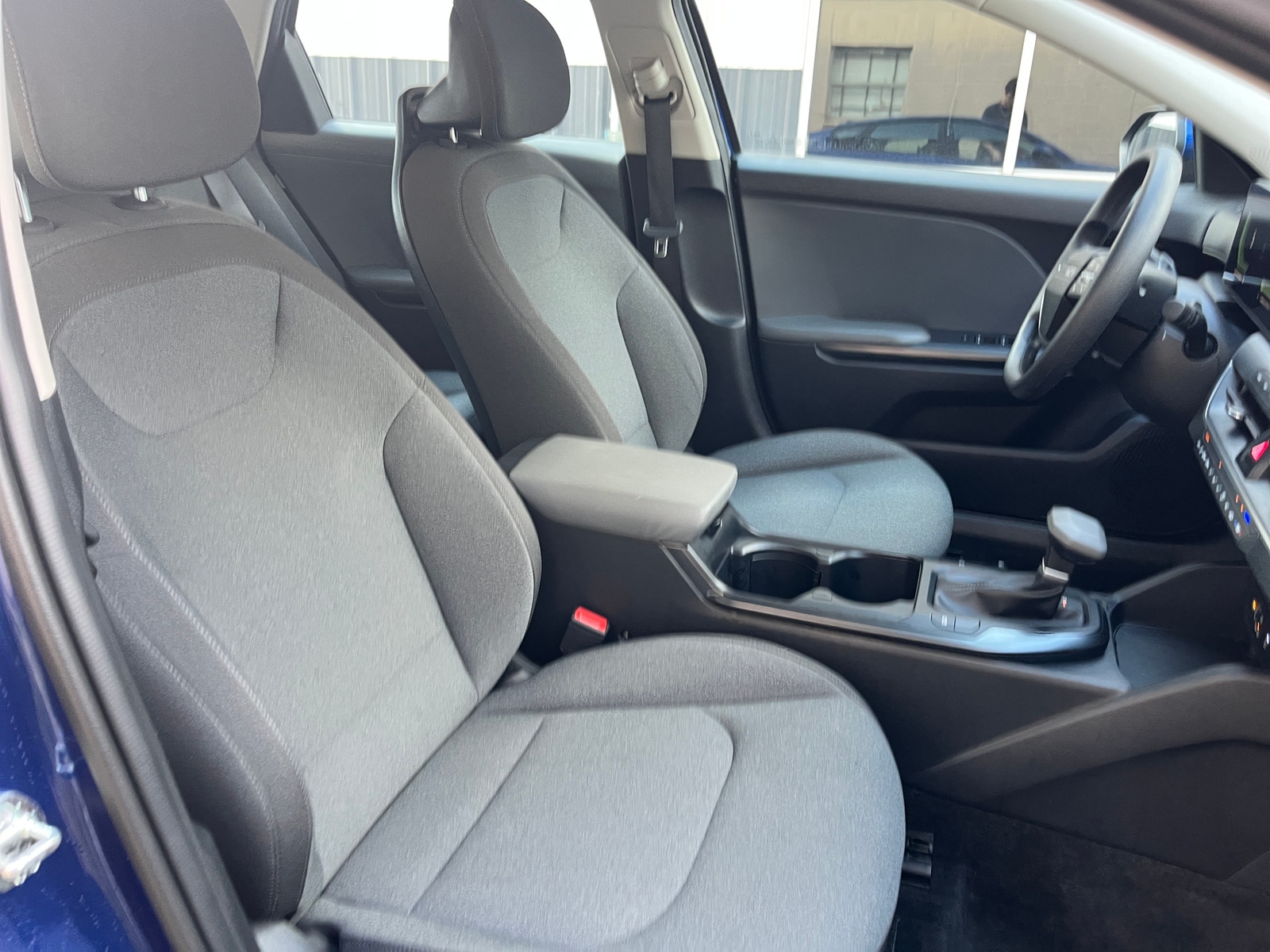 Thumbnail: 2025 Kia K4 - 2