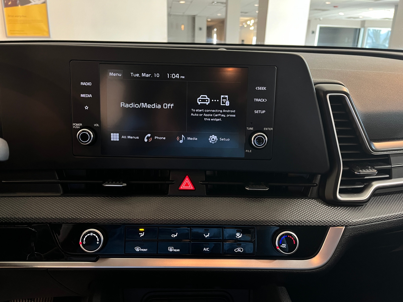 Thumbnail: 2025 Kia Sportage - 4