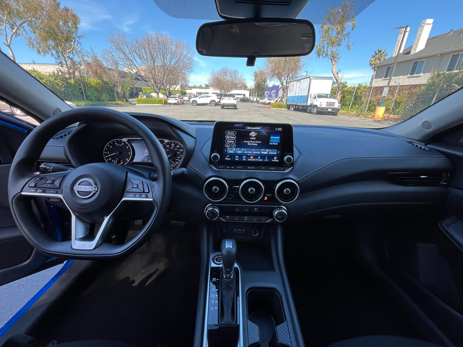 Thumbnail: 2025 Nissan Sentra - 3