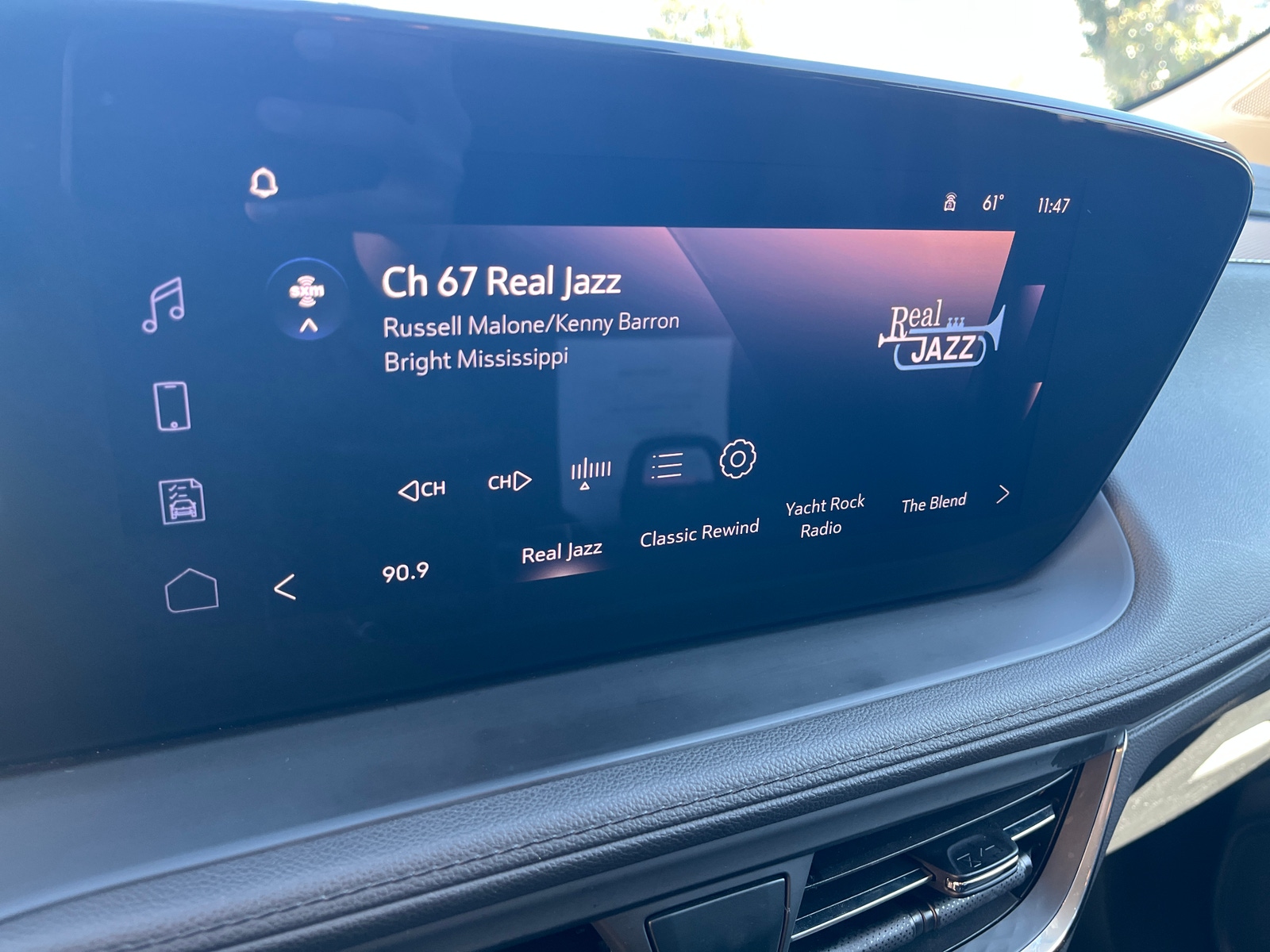 Thumbnail: 2025 Buick Encore GX - 3