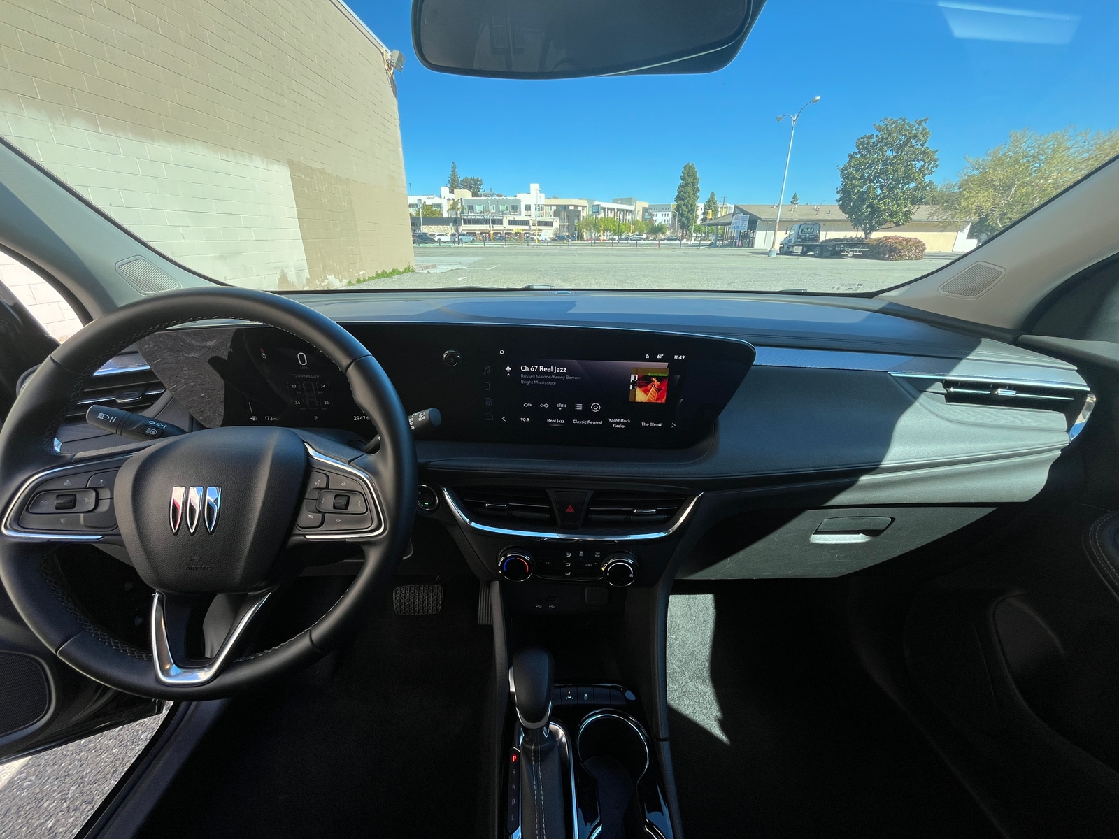 Thumbnail: 2025 Buick Encore GX - 2