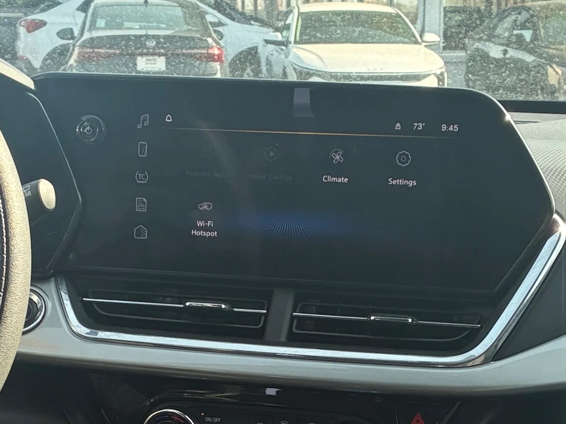 Thumbnail: 2025 Chevrolet Trax - 4