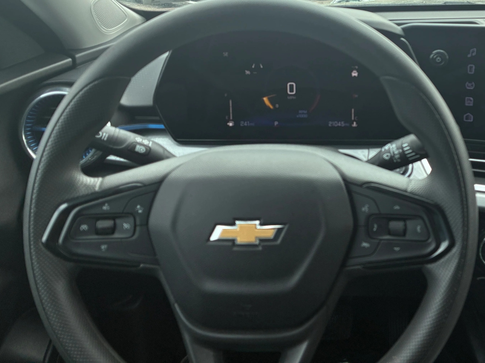 Thumbnail: 2025 Chevrolet Trax - 5