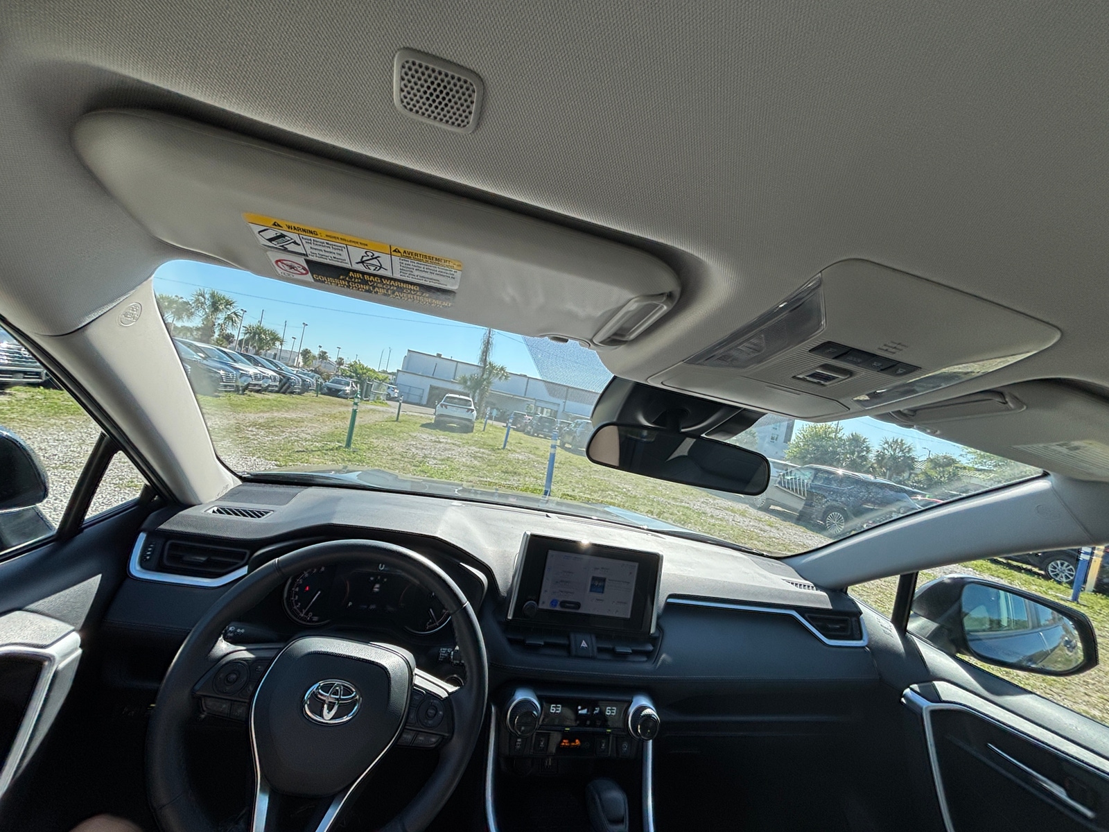 Thumbnail: 2025 Toyota RAV4 - 3