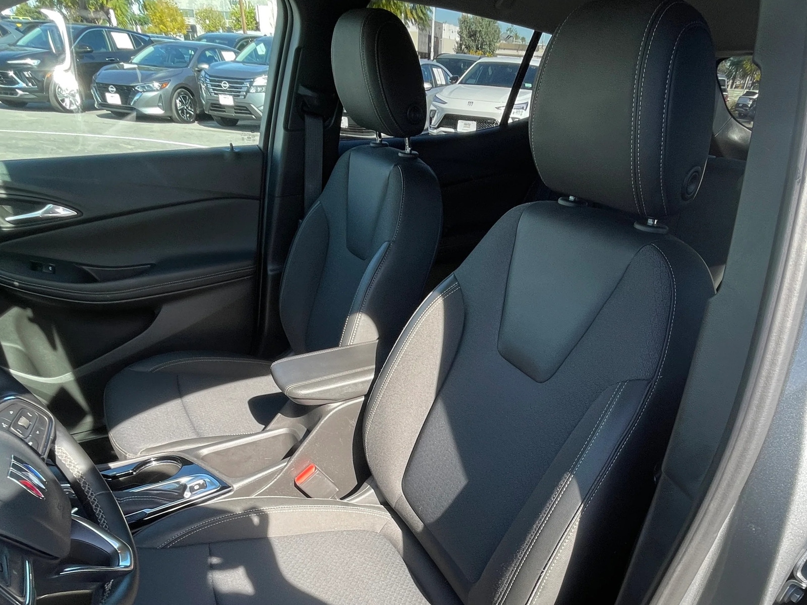 Thumbnail: 2025 Buick Encore GX - 2