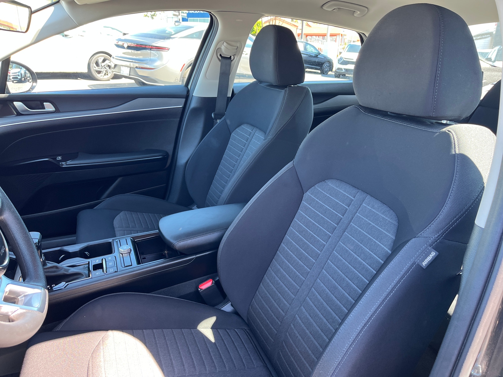 Thumbnail: 2025 Kia K5 - 2