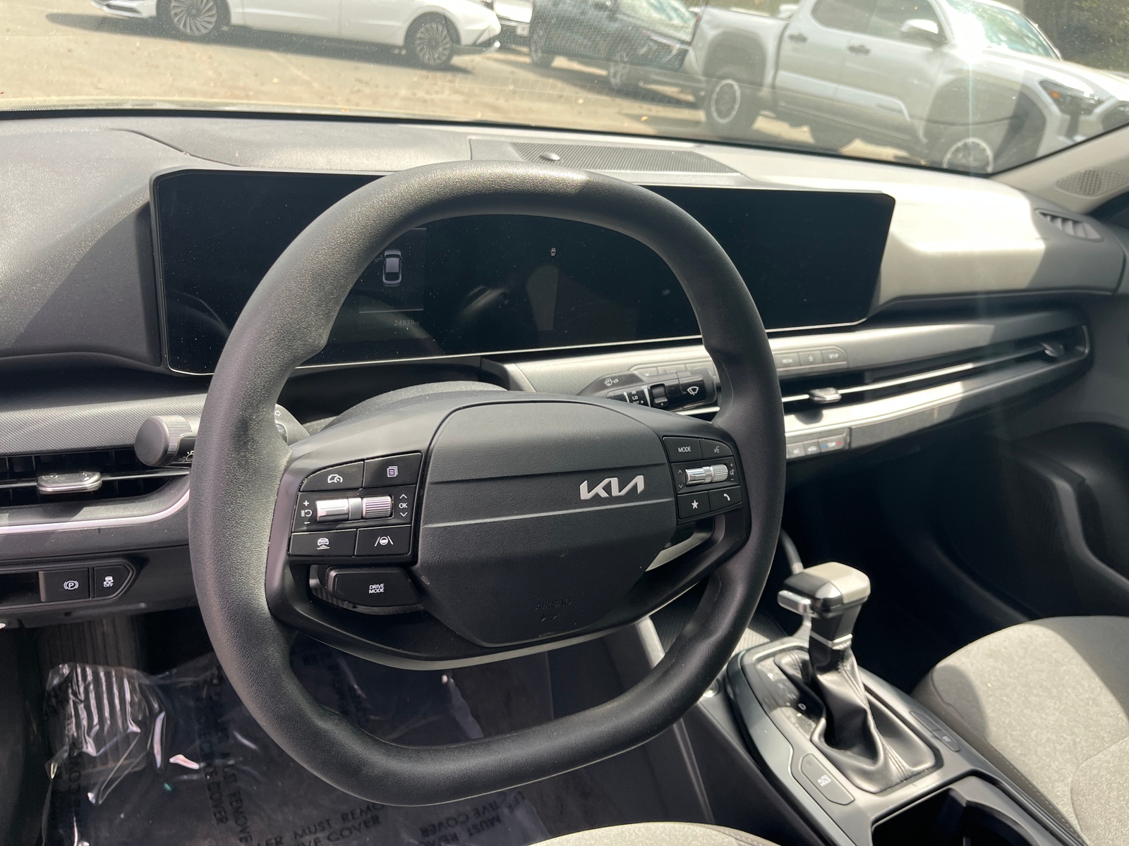 Thumbnail: 2025 Kia K4 - 5