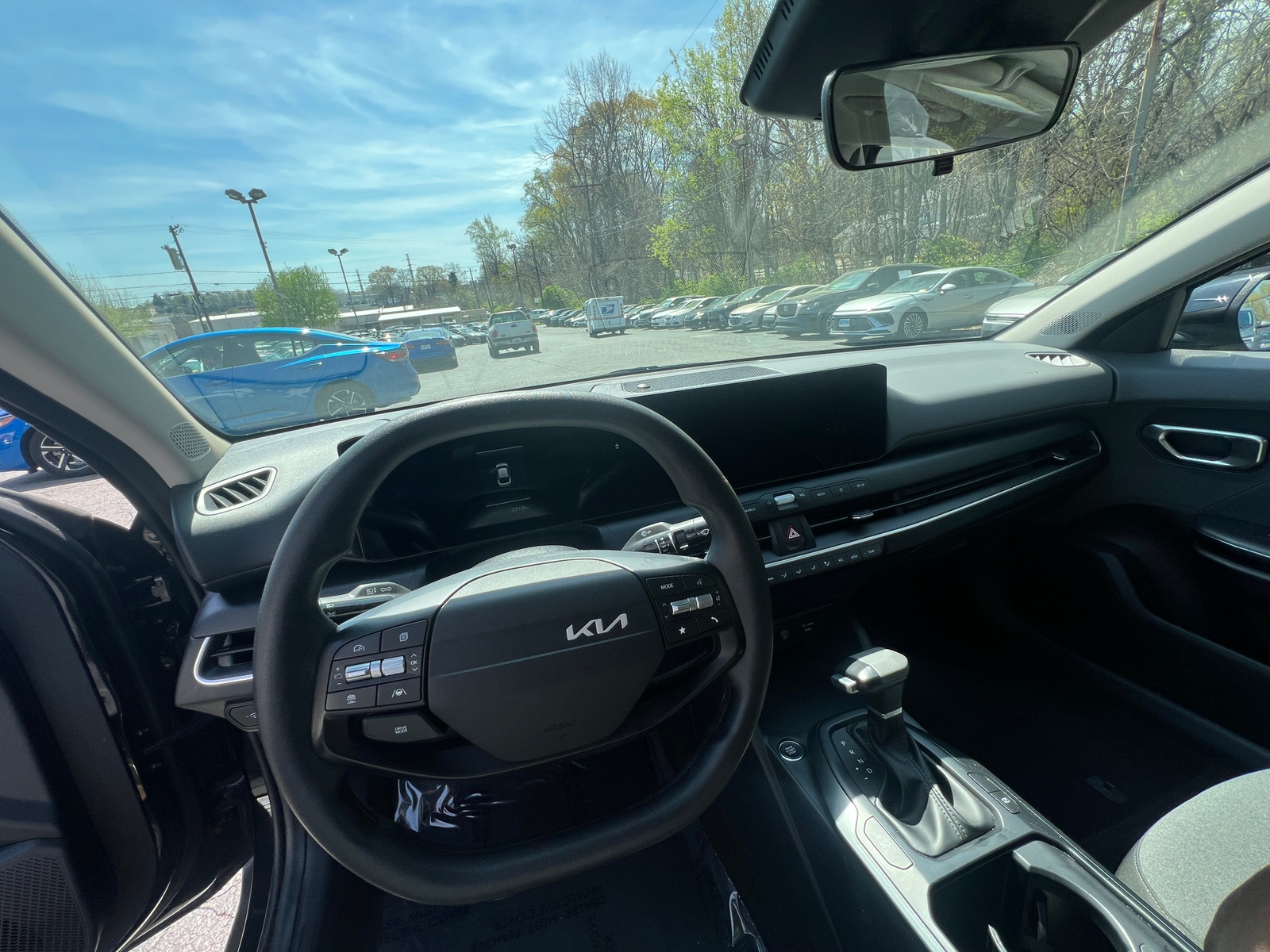 Thumbnail: 2025 Kia K4 - 3