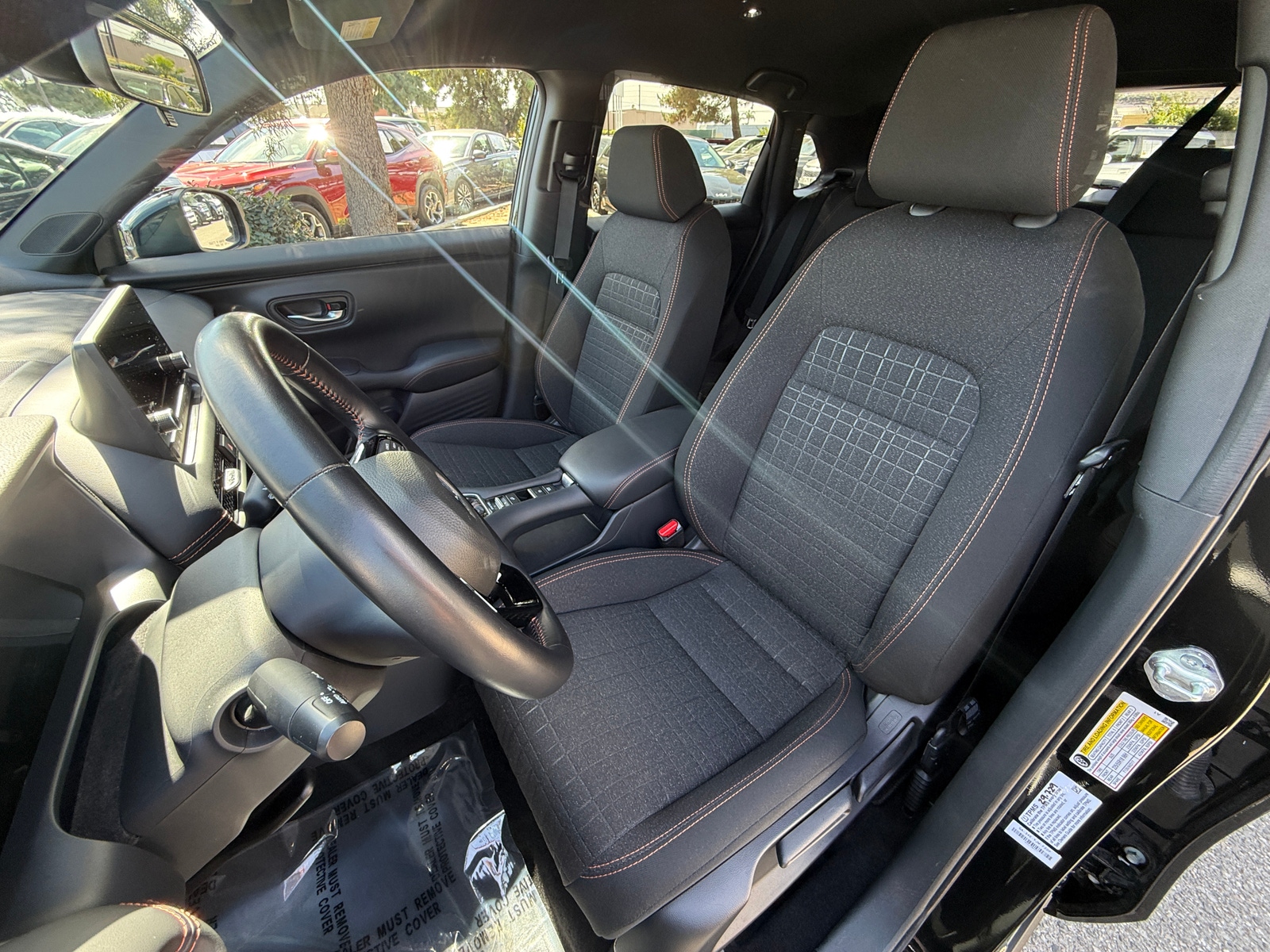 Thumbnail: 2025 Honda HR-V - 2