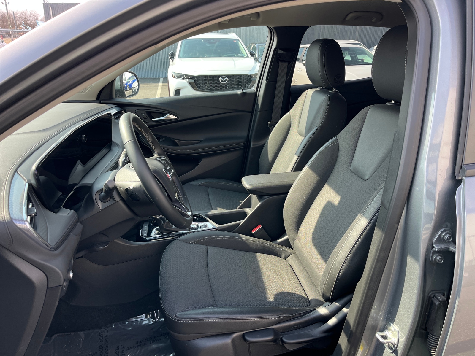 Thumbnail: 2025 Buick Encore GX - 2