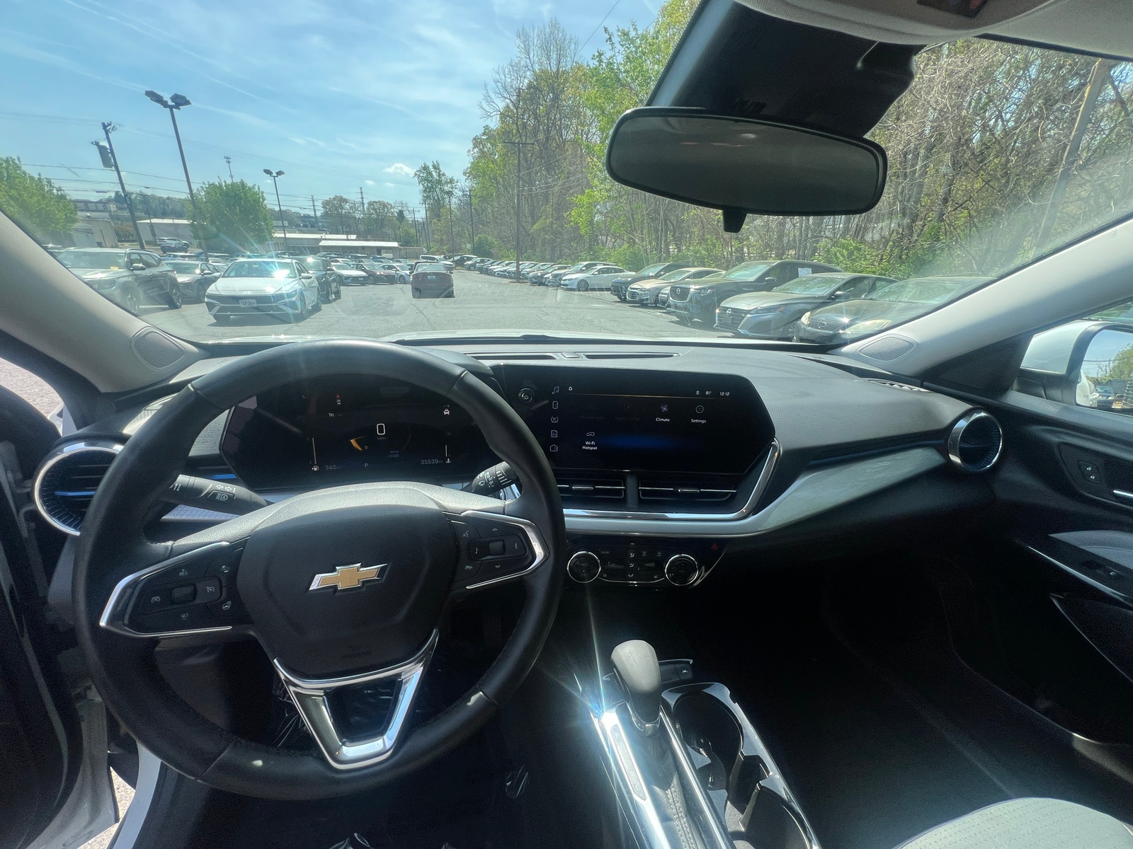 Thumbnail: 2025 Chevrolet Trax - 3