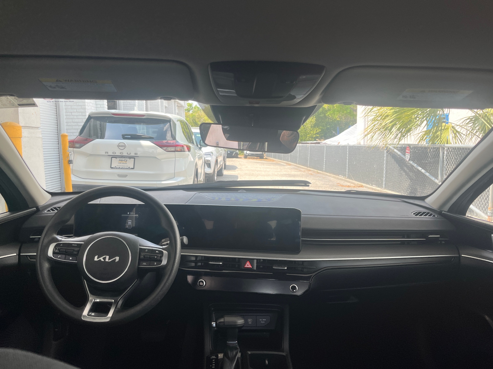 Thumbnail: 2025 Kia K5 - 3