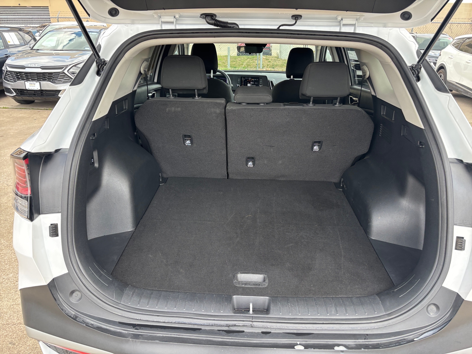 Thumbnail: 2025 Kia Sportage - 6