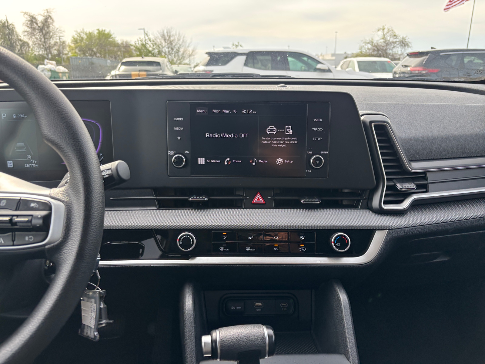 Thumbnail: 2025 Kia Sportage - 4