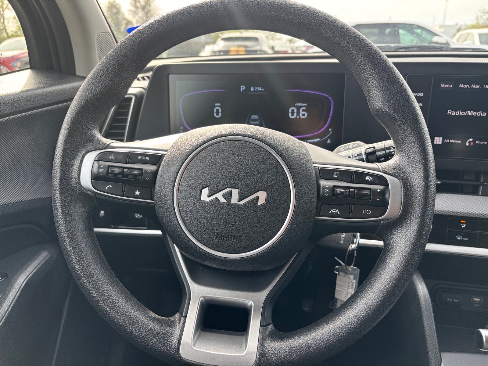 Thumbnail: 2025 Kia Sportage - 5