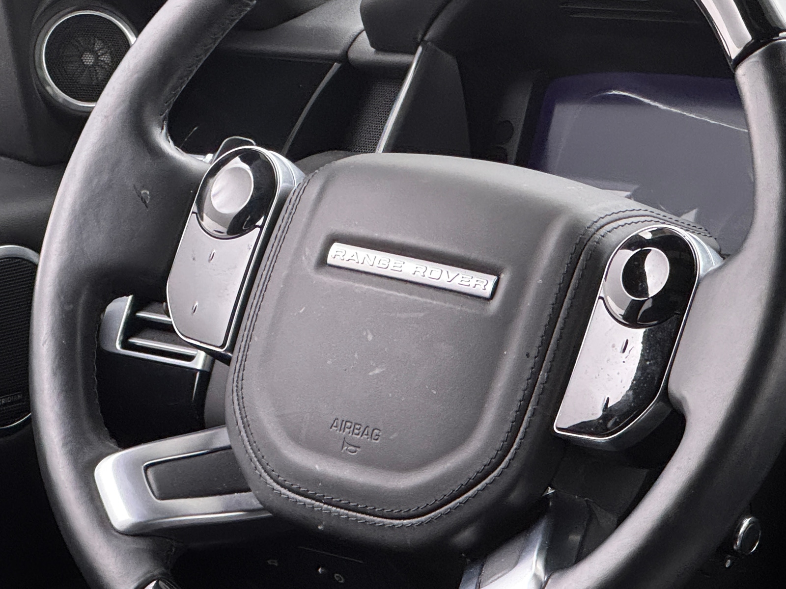 Thumbnail: 2021 Land Rover Range Rover - 4