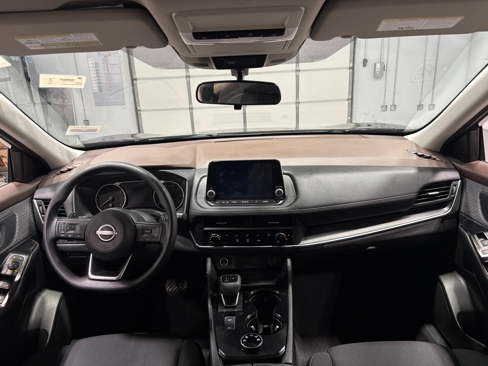 Thumbnail: 2023 Nissan Rogue - 3