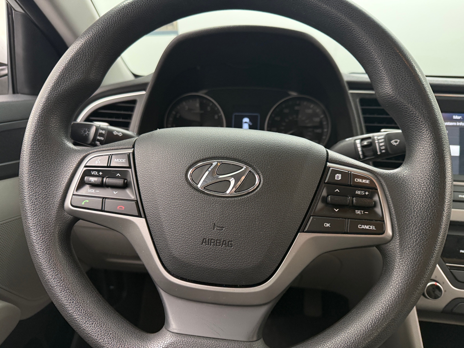 Thumbnail: 2018 Hyundai Elantra - 5