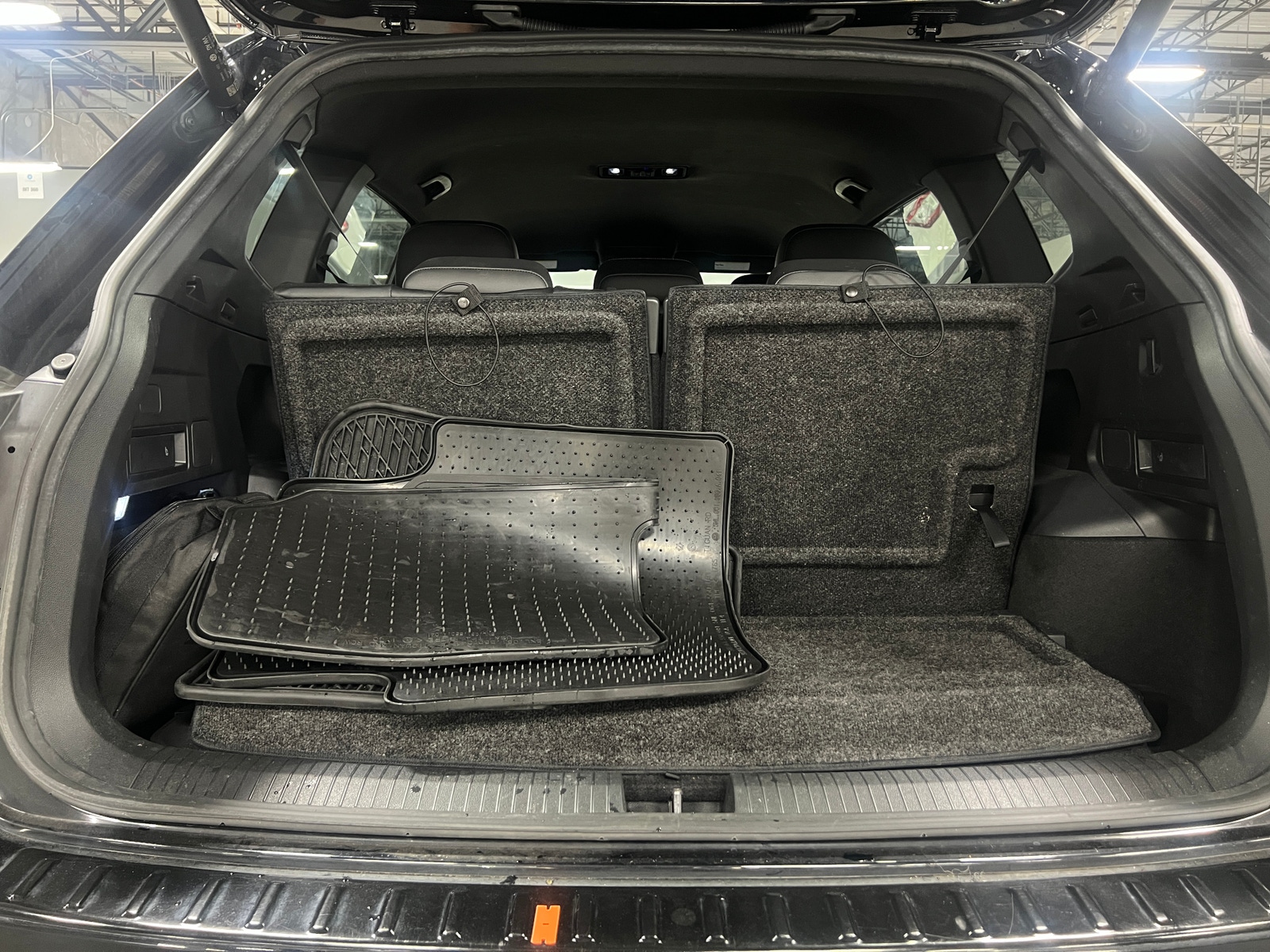 Thumbnail: 2022 Volkswagen Tiguan - 6