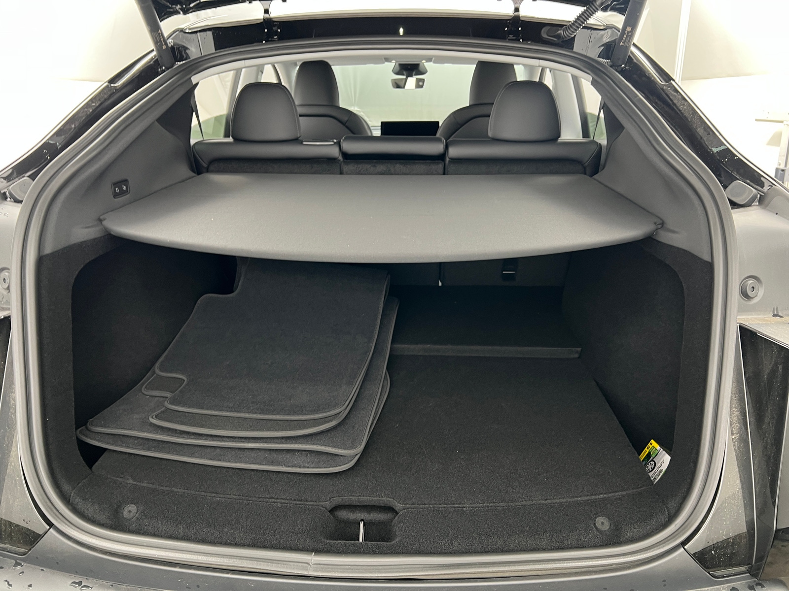 Thumbnail: 2026 Tesla Model Y - 6