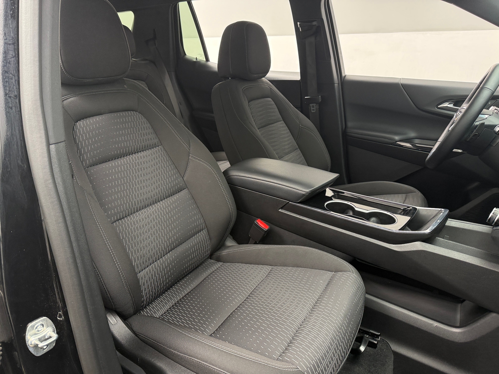 Thumbnail: 2025 Chevrolet Equinox - 2