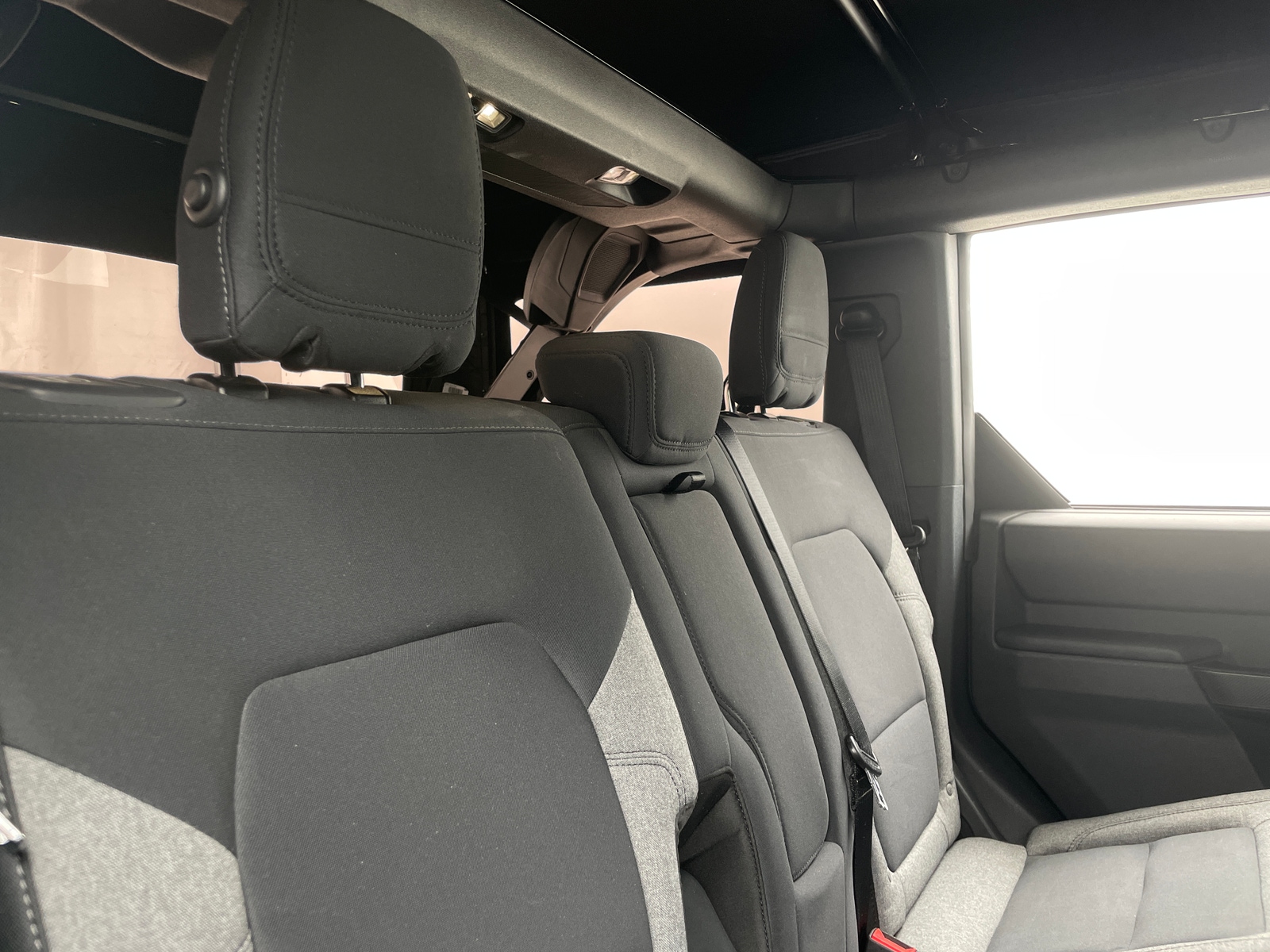 Thumbnail: 2025 Ford Bronco - 6