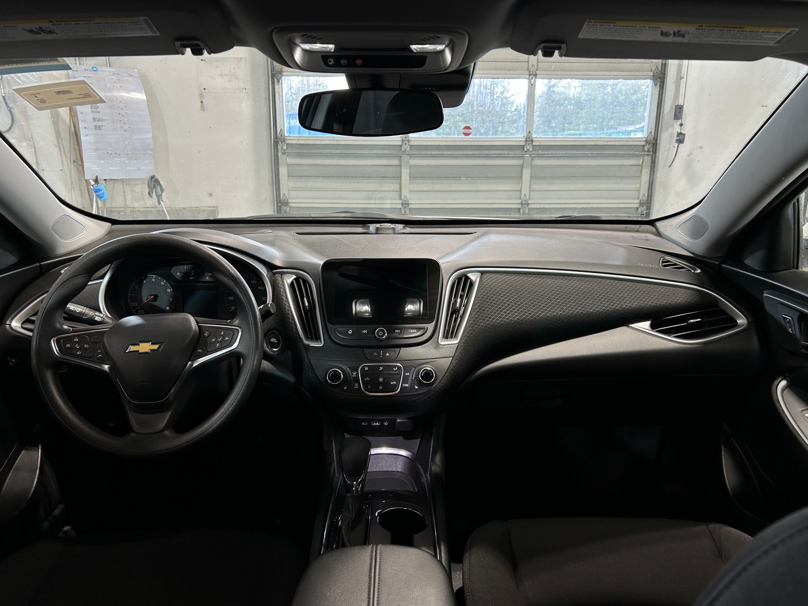 Thumbnail: 2024 Chevrolet Malibu - 3