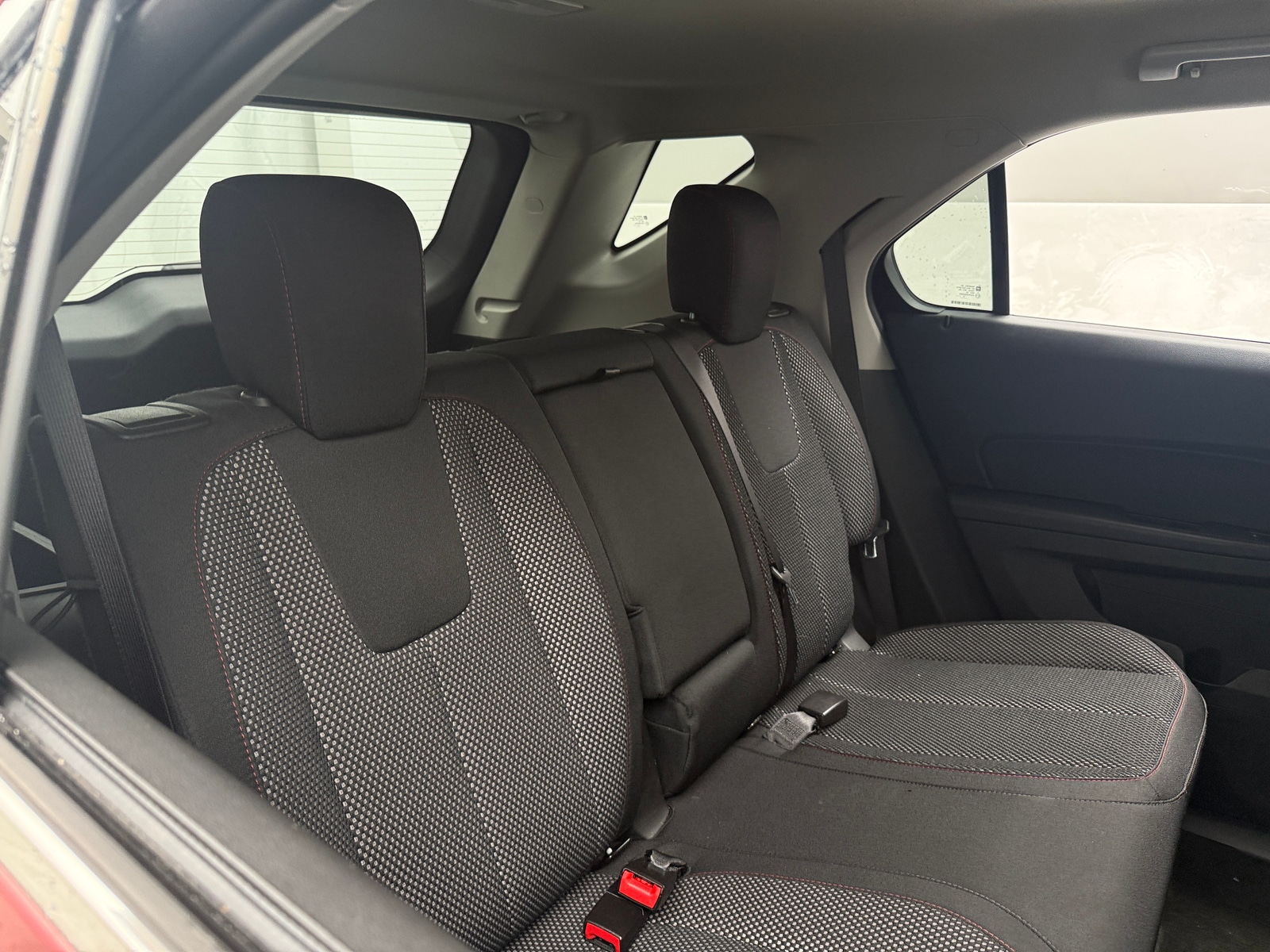 Thumbnail: 2017 Chevrolet Equinox - 6