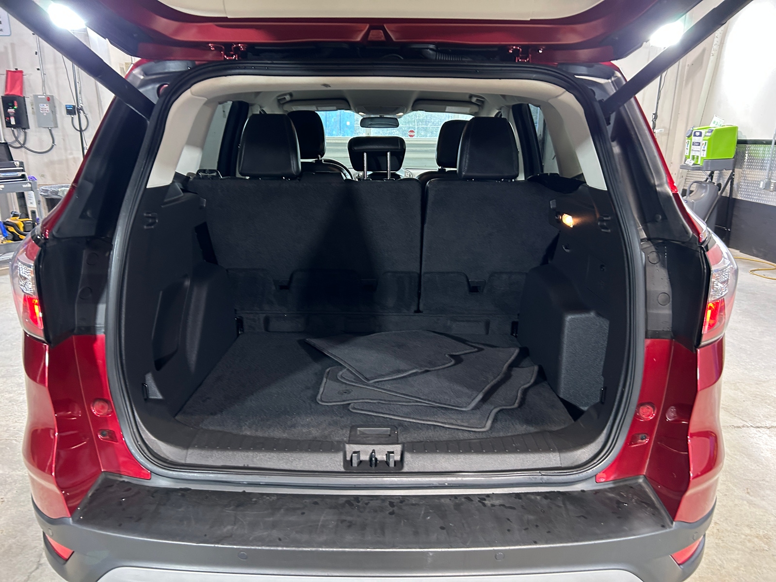 Thumbnail: 2018 Ford Escape - 6