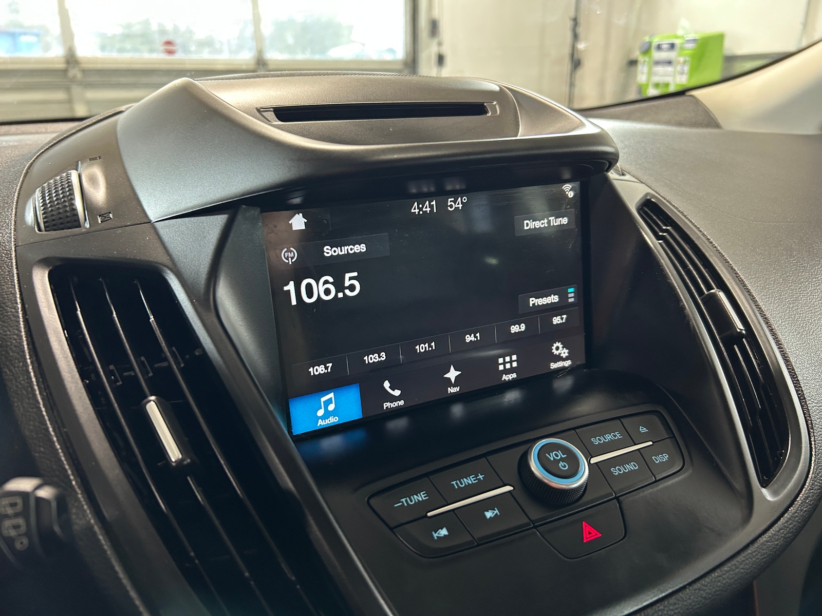 Thumbnail: 2018 Ford Escape - 3