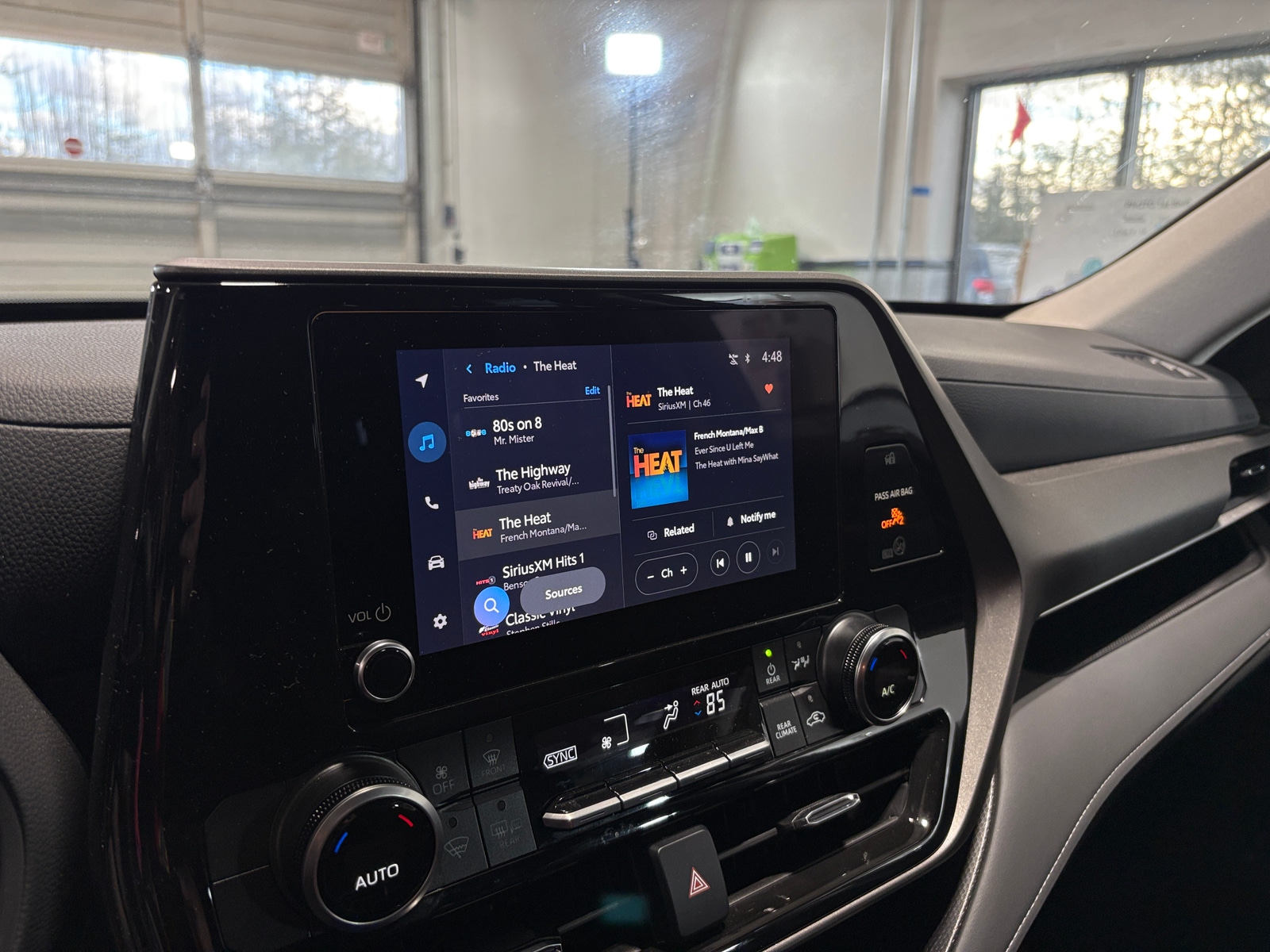 Thumbnail: 2025 Toyota Highlander - 4