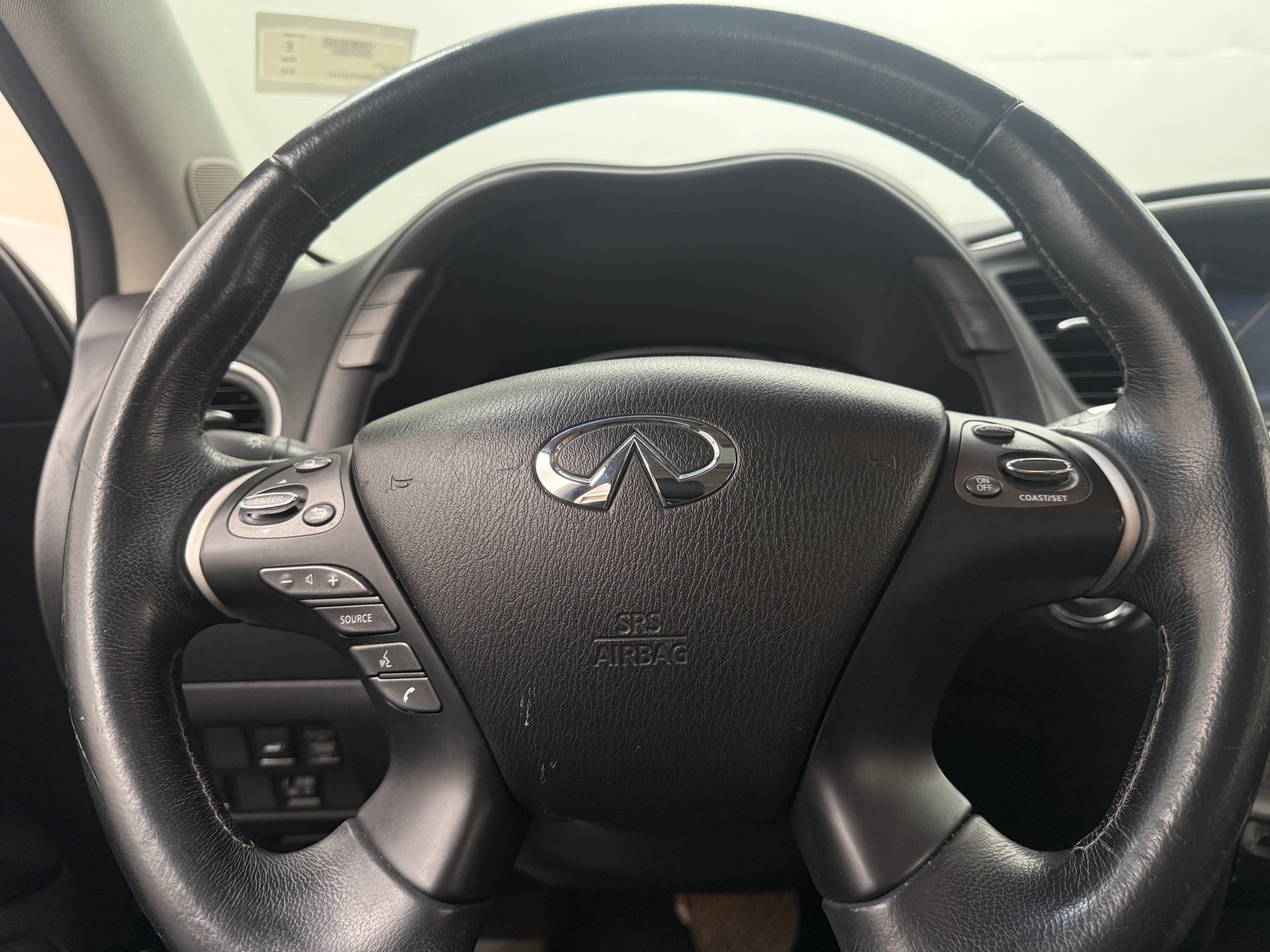 Thumbnail: 2016 INFINITI QX60 - 4