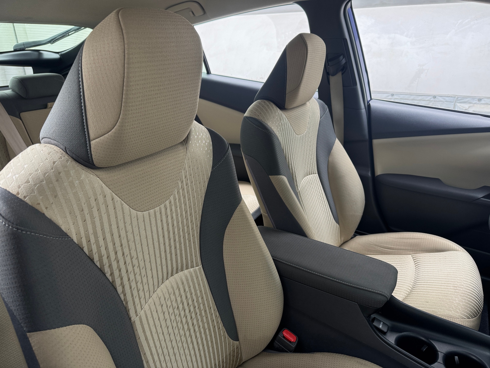 Thumbnail: 2017 Toyota Prius - 2